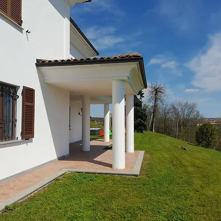 White House * Nizza Monferrato