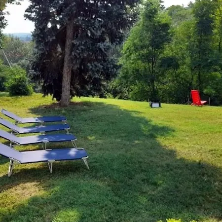 White House * Nizza Monferrato