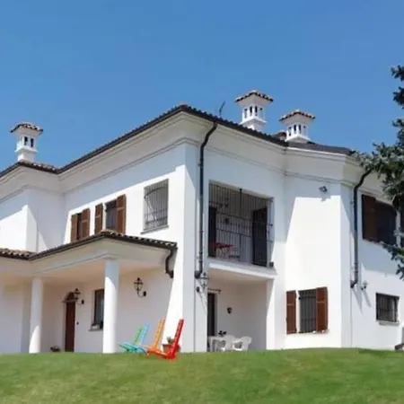 White House Apartment *